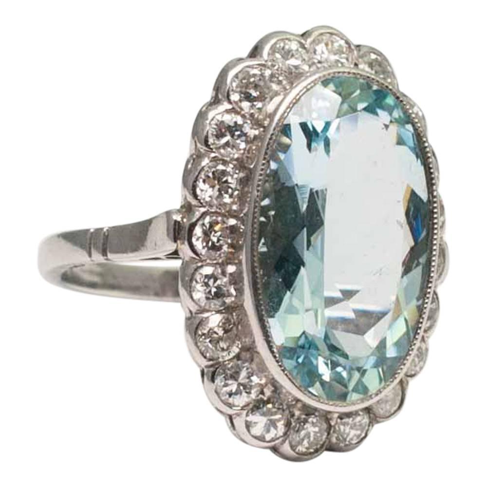 Large Vintage Oval Aquamarine Diamond Platinum Ring 4