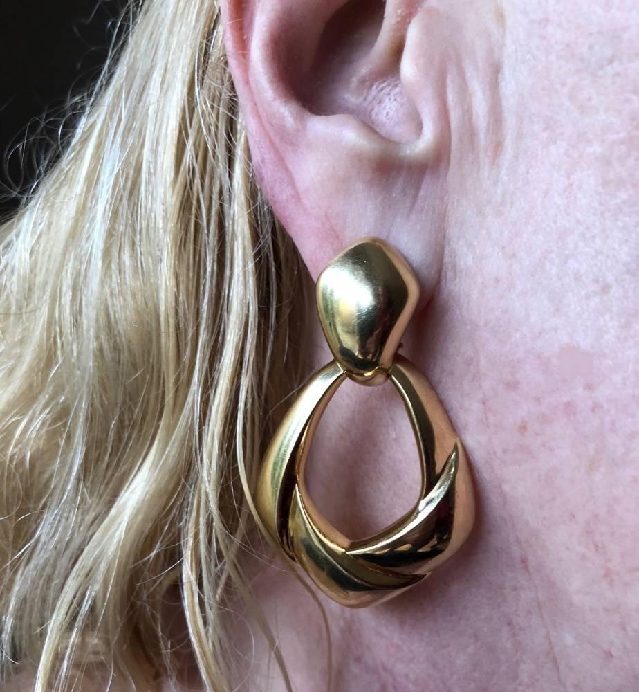 Tiffany & Co. 18 Carat Gold Earrings For Sale 3