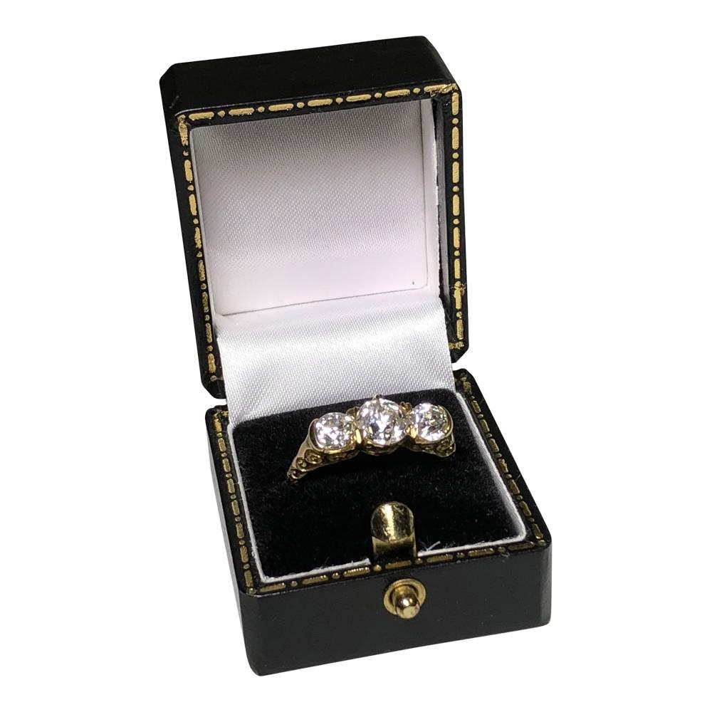 Victorian Diamond Trilogy Ring in 18 Carat Gold 3