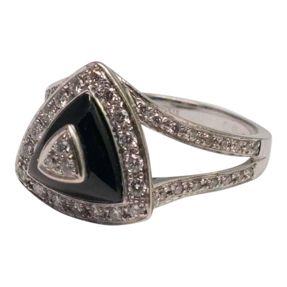 Mauboussin Diamond and Onyx 'Dream and Love' Gold Ring For Sale 3