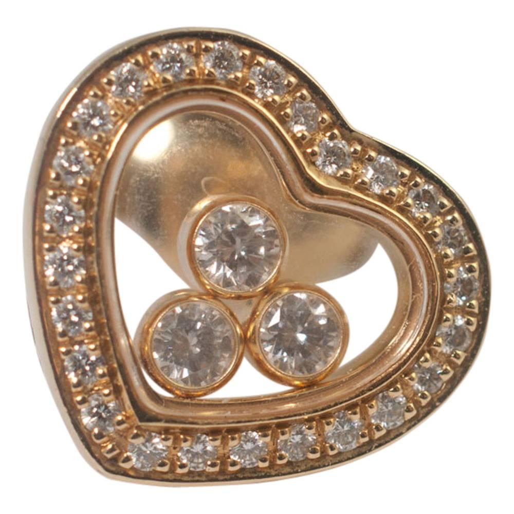 Round Cut Chopard Happy Diamond Heart 18 Carat Gold Heart Stud Earrings For Sale