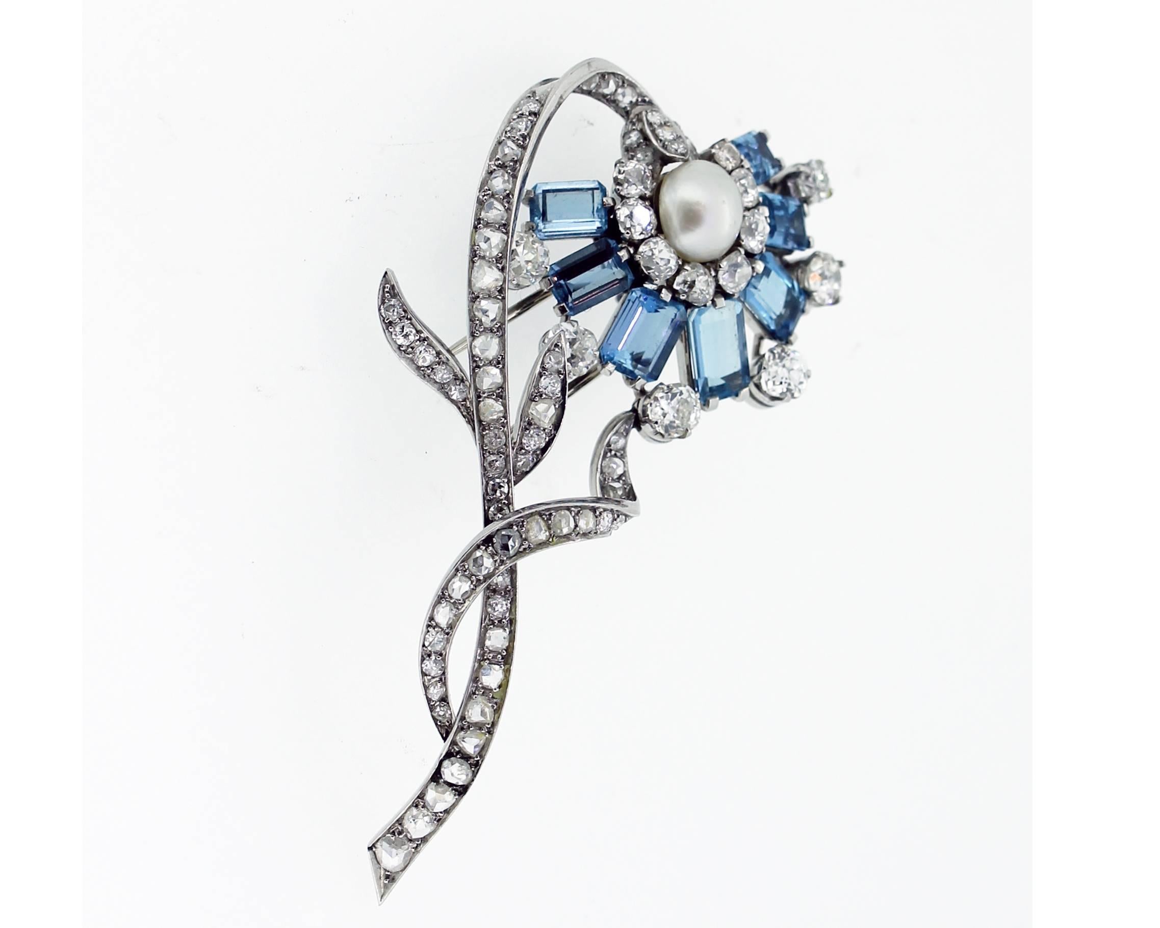 Women's or Men's Art Deco Aquamarine Pearl Gold Flower Brooch For Sale