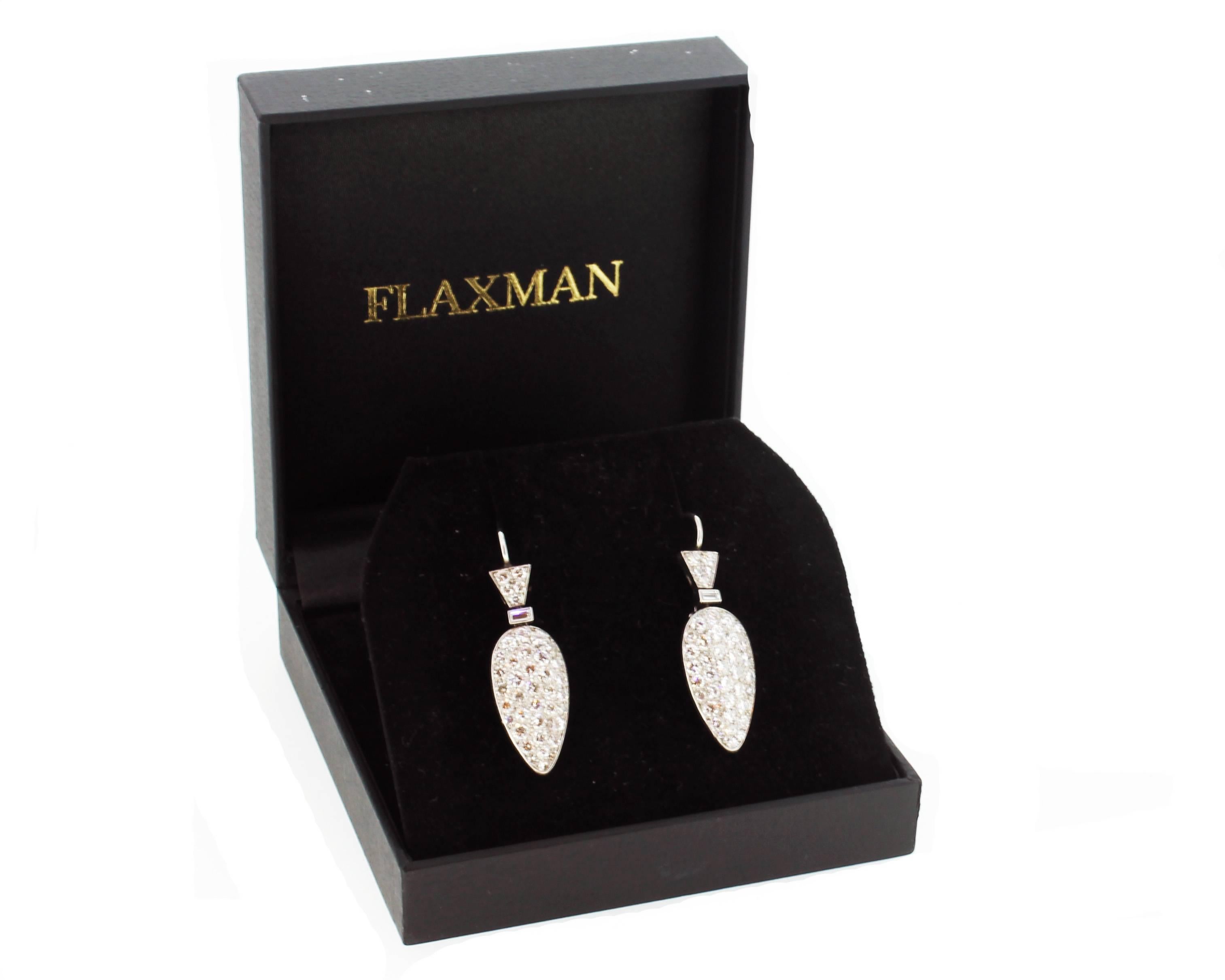 Art Deco Diamond platinum Drop Earrings For Sale 1