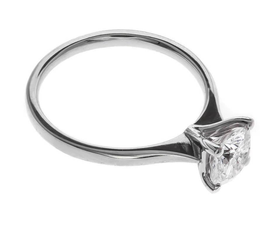 1.00 Carat Solitaire Diamond Platinum Ring In New Condition In Birmingham, GB