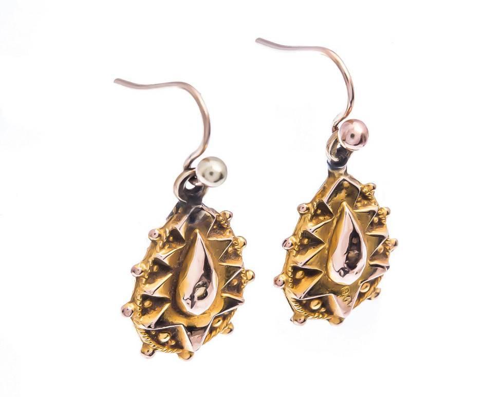 9 carat gold drop earrings