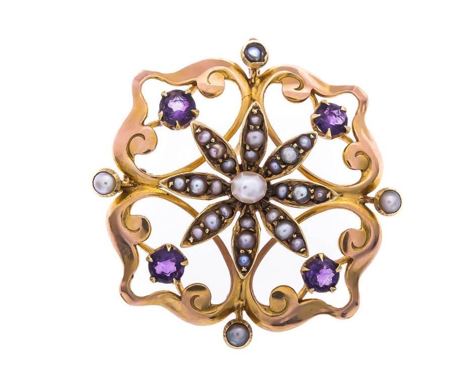 Edwardian 15 Carat Yellow Gold Amethyst and Seed Pearl Pendant / Brooch In Good Condition For Sale In Birmingham, GB