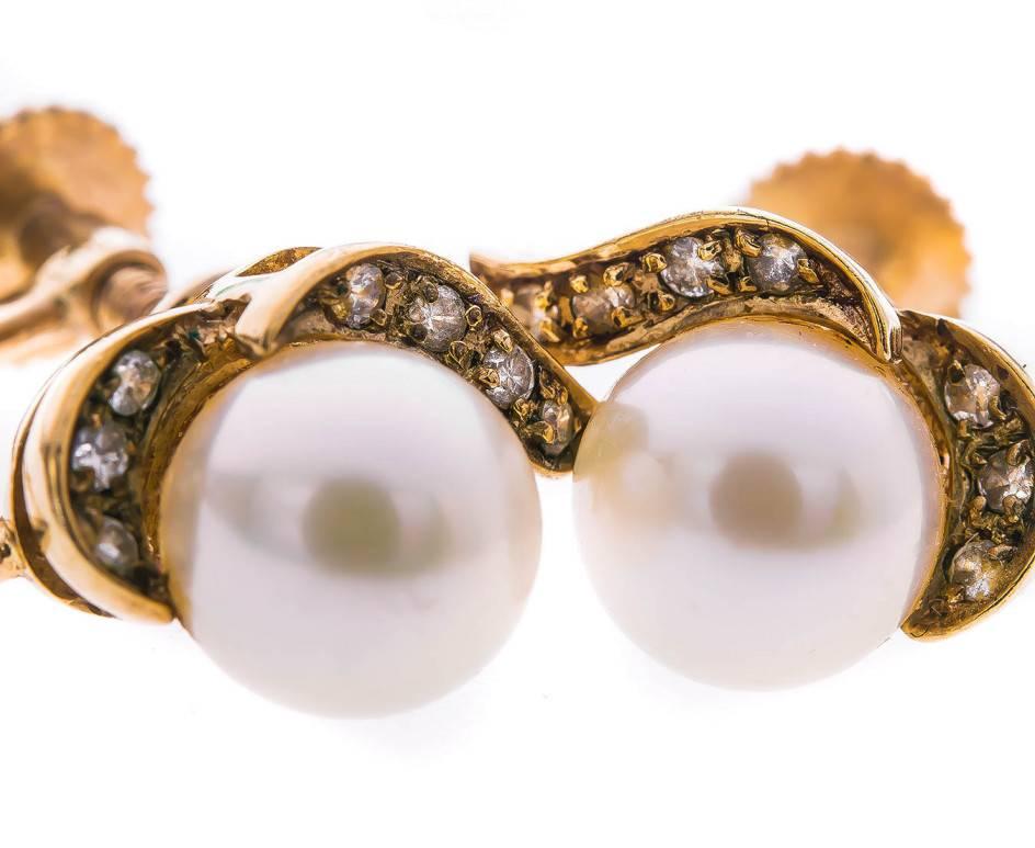 Retro Vintage 9 Carat Gold Cultured Pearl and Diamond Screwback Earrings