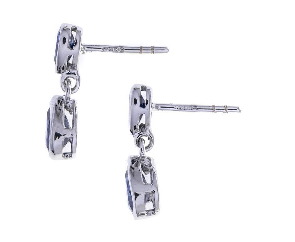9 Carat White Gold 1.40 Carat Sapphire Drop Earrings In New Condition In Birmingham, GB