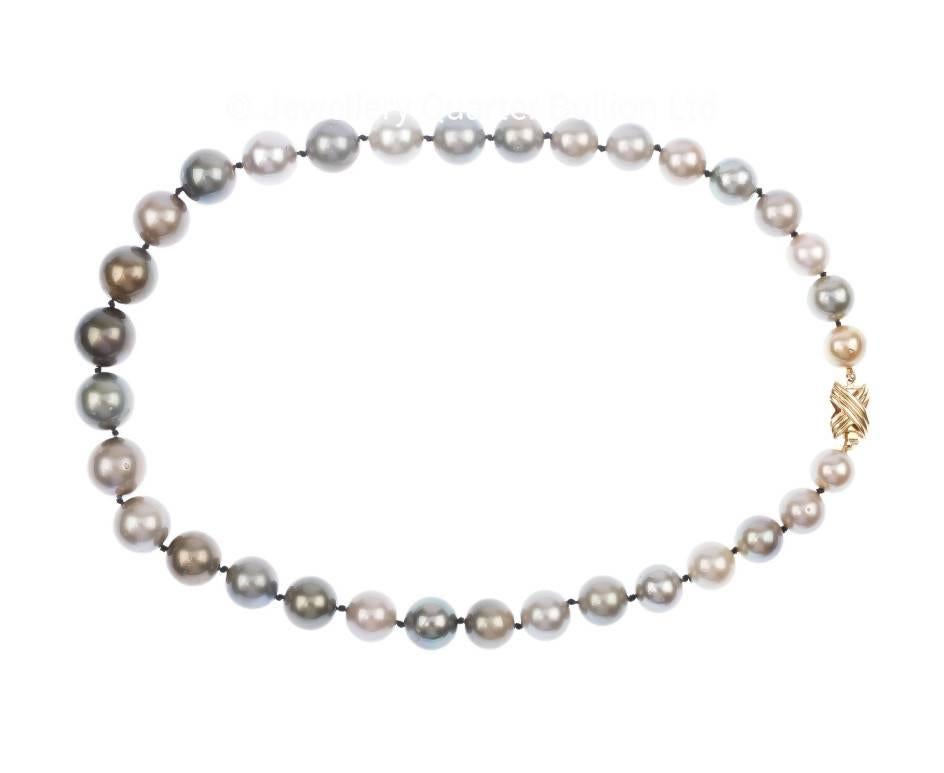 Grey Tahitian Pearl Necklace In New Condition For Sale In Birmingham, GB