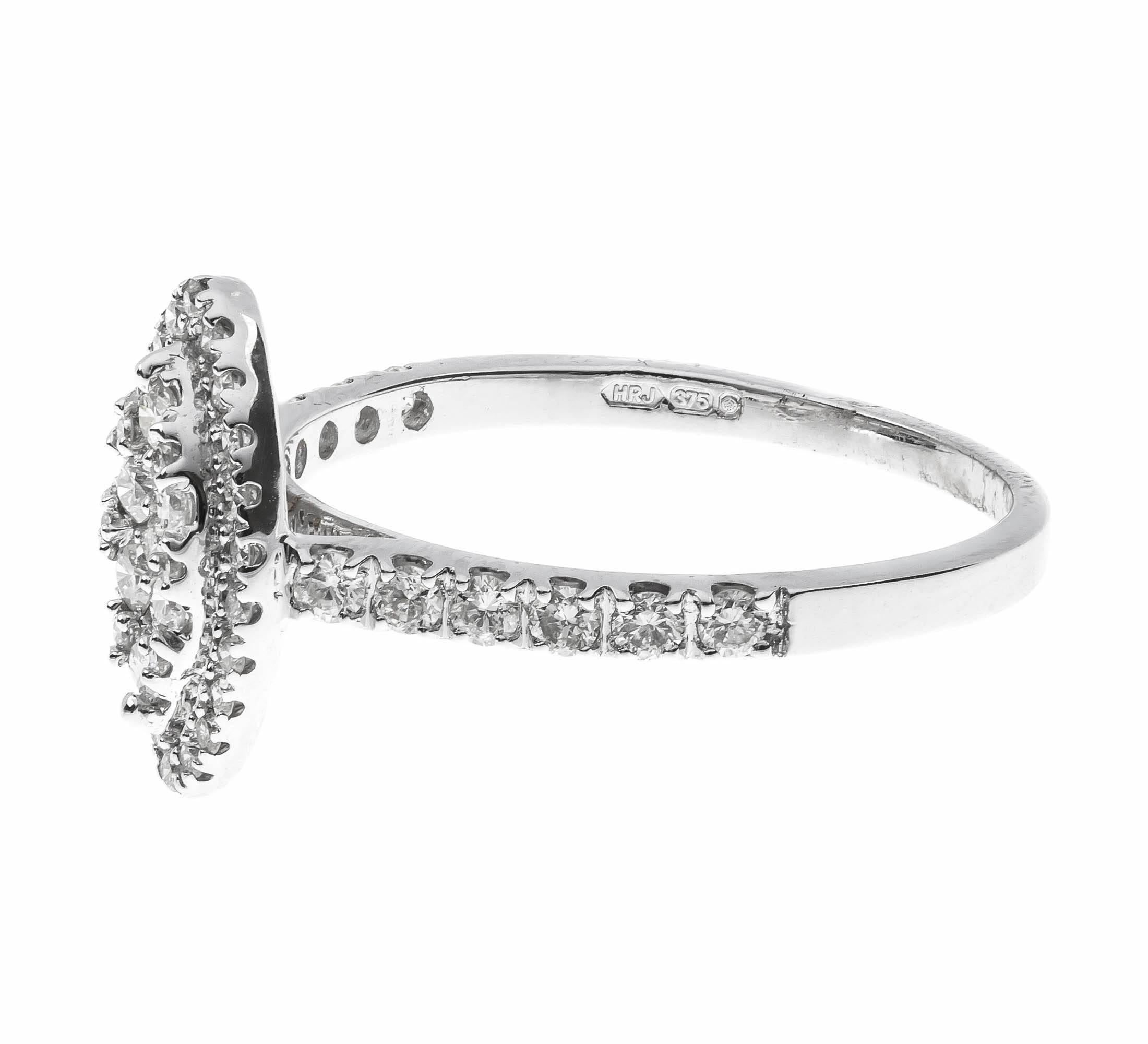 Round Cut Diamond Navette Cluster Ring For Sale