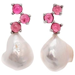 Maviada’s Cavallo Baroque Pearl Pink Tourmaline 18 Karat Gold Drop Earrings