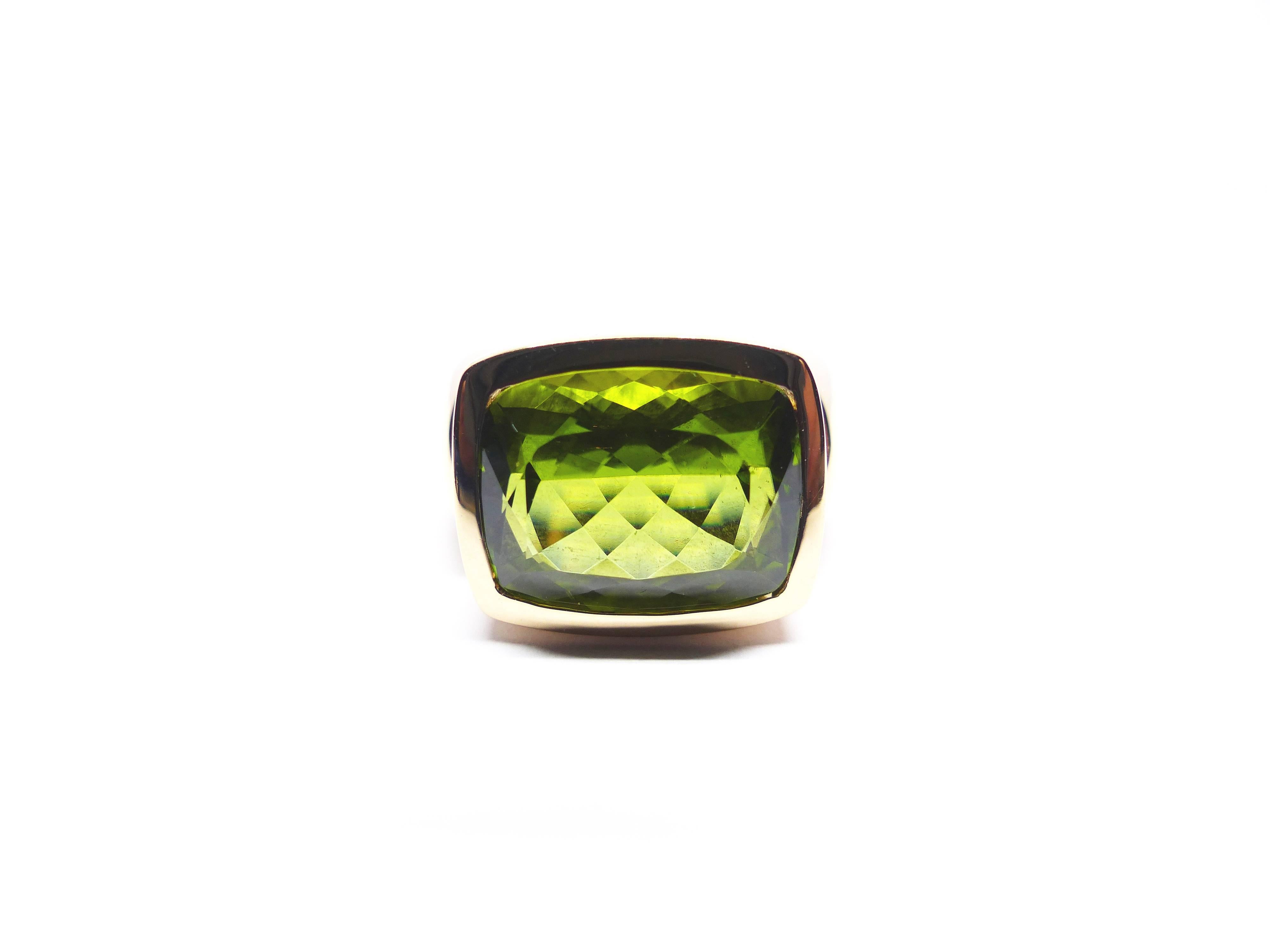 Women's or Men's LEYSER 18K Rose Gold Peridot Ring For Sale