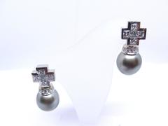 Tahiti Pearl Diamonds 18 Karat White Gold Stud Earrings