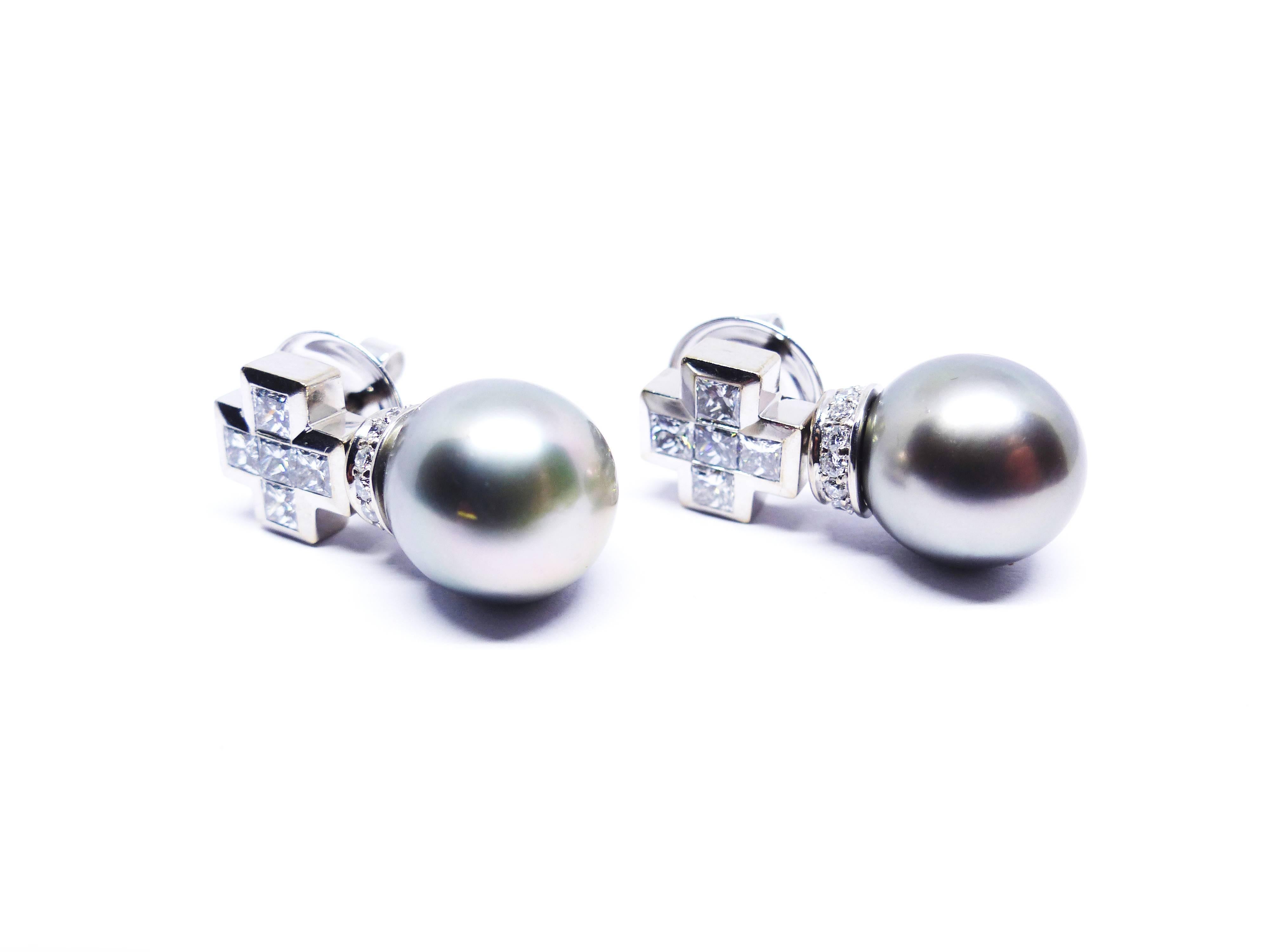 Tahiti Pearl Diamonds 18 Karat White Gold Stud Earrings In New Condition For Sale In Idar-Oberstein, DE