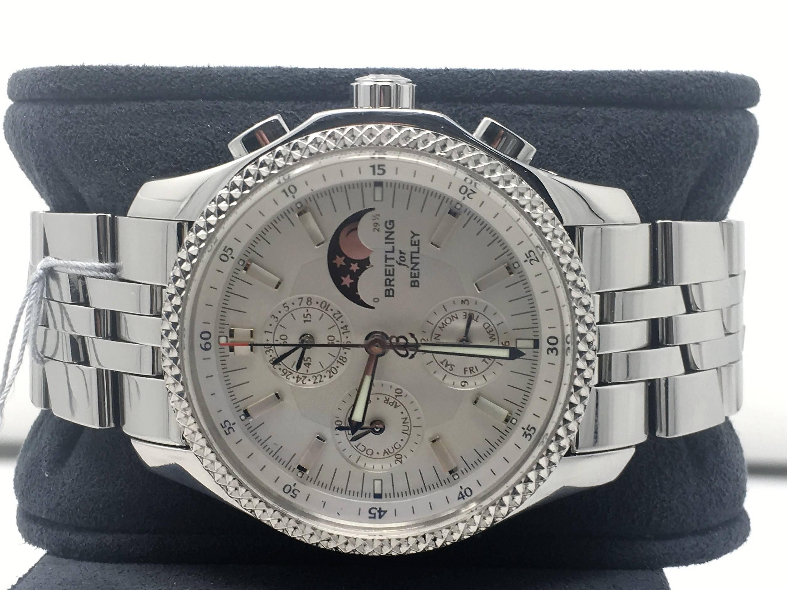 Breitling Bentley Mark VI Complications 19, 42mm stainless steel case, screw-locked crown, platinum bezel, convex sapphire crystal with glareproof treatment on both sides, Silvered Dial, selfwinding mechanical Breitling Calibre 19B movement with