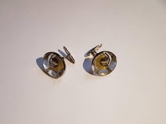 Boutons de manchette en or blanc, or jaune, cristal de roche et aiguilles en tourmaline