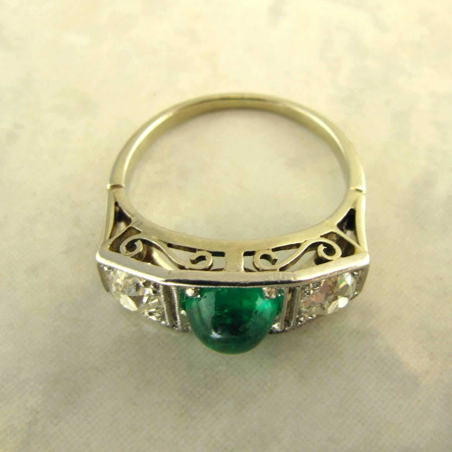 Art Deco Emerald Diamond Platinum Three-Stone Ring In Excellent Condition For Sale In Kennebunkport, ME