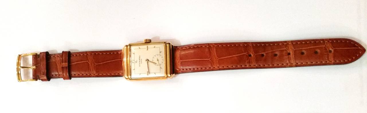 Very fine rectangular yellow gold wristwatch, late 1940's.
Mov. 838957
Cal. 9-90
