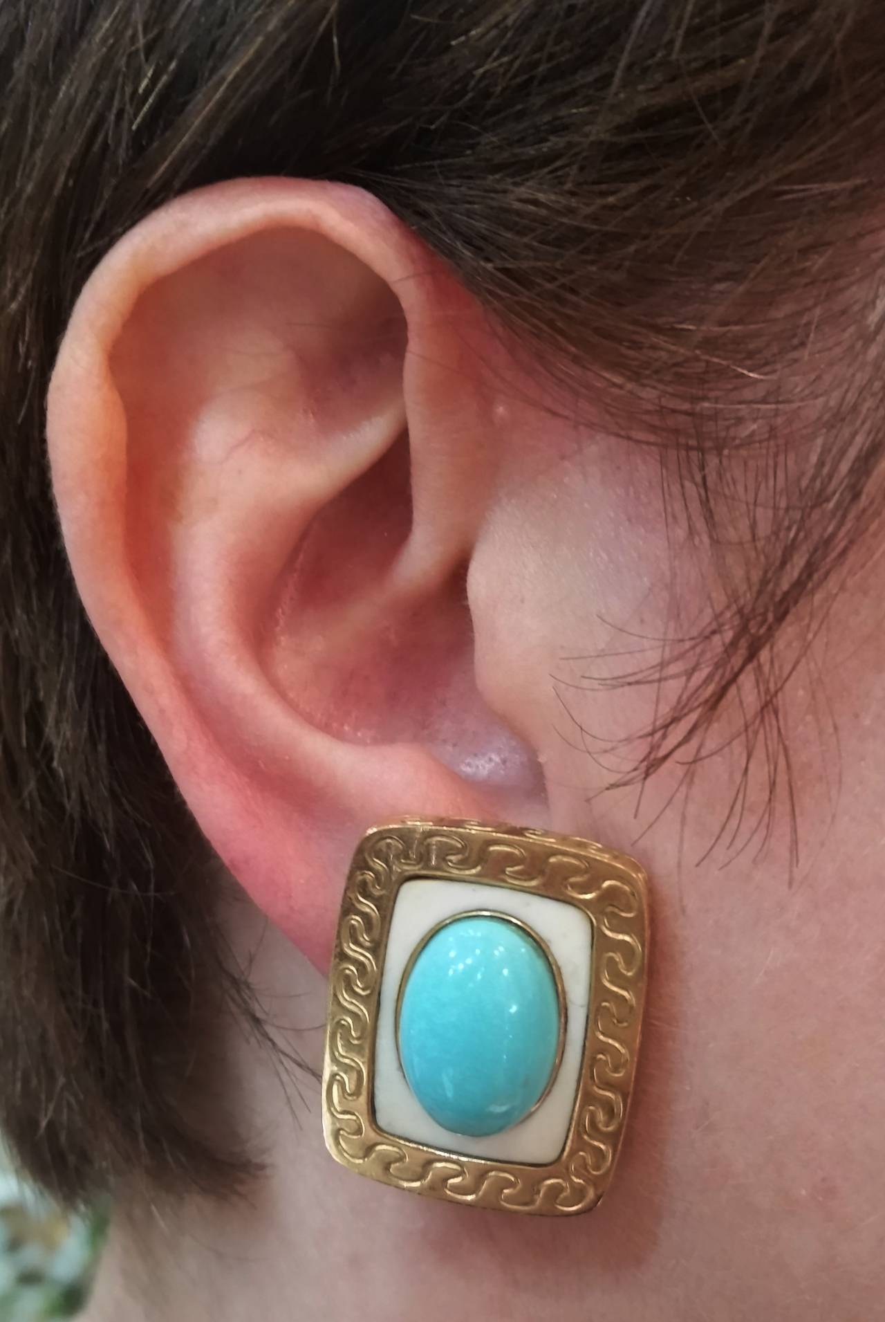 1970s Turquoise and Gold Earrings and Ring For Sale 6