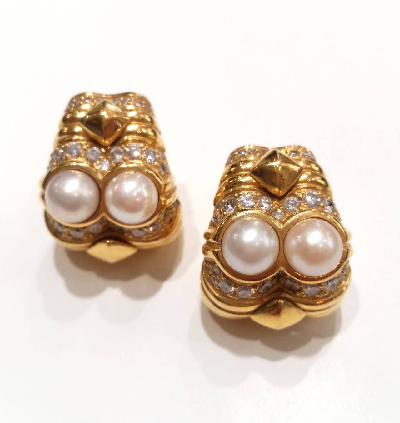 Pearl Diamond Gold Earrings and Ring Suite In Excellent Condition In Barcelona, ES