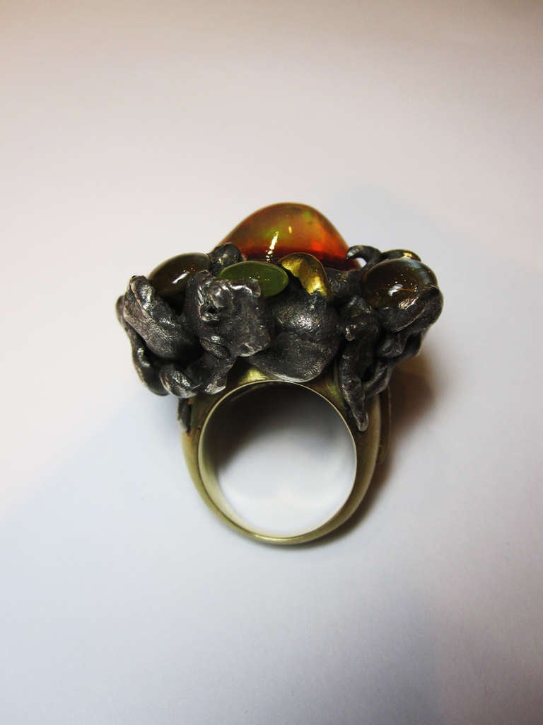 Contemporary Vicente Gracia Opal and Cat´s Eye Chrysoberyl Ring For Sale
