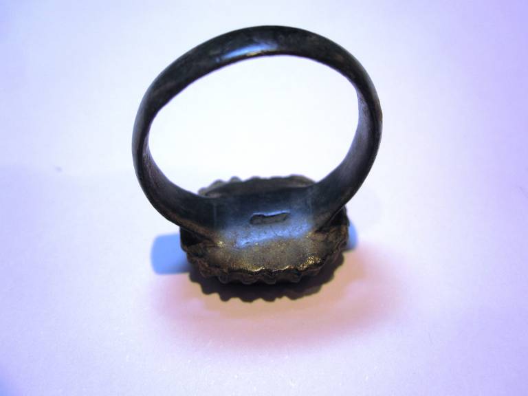 Archelogical Late Roman Empire Bronze and Enamel Ring For Sale 2