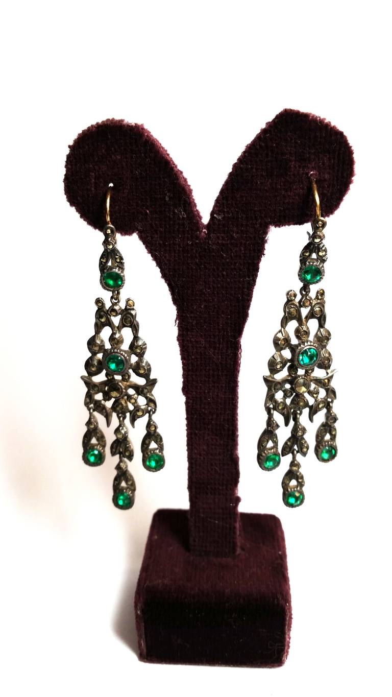 Victorian 19th Century Spanish Popular Earrings For Sale