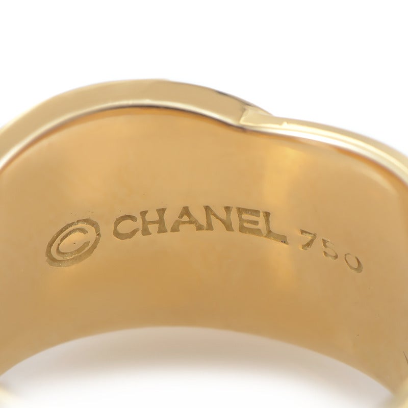 Women's Chanel Diamond Gold Wave Band