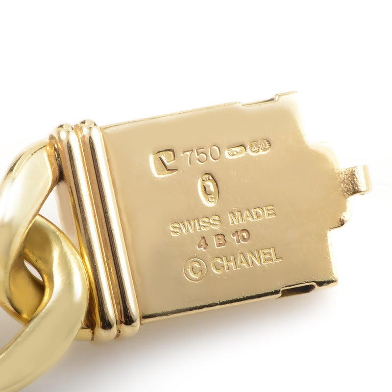 Modern Chanel Gold Link Bracelet