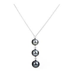 Mikimoto Black Pearl Diamond Gold Pendant Necklace