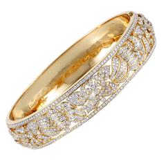 Nini Diamond Pave Gold Bangle Bracelet