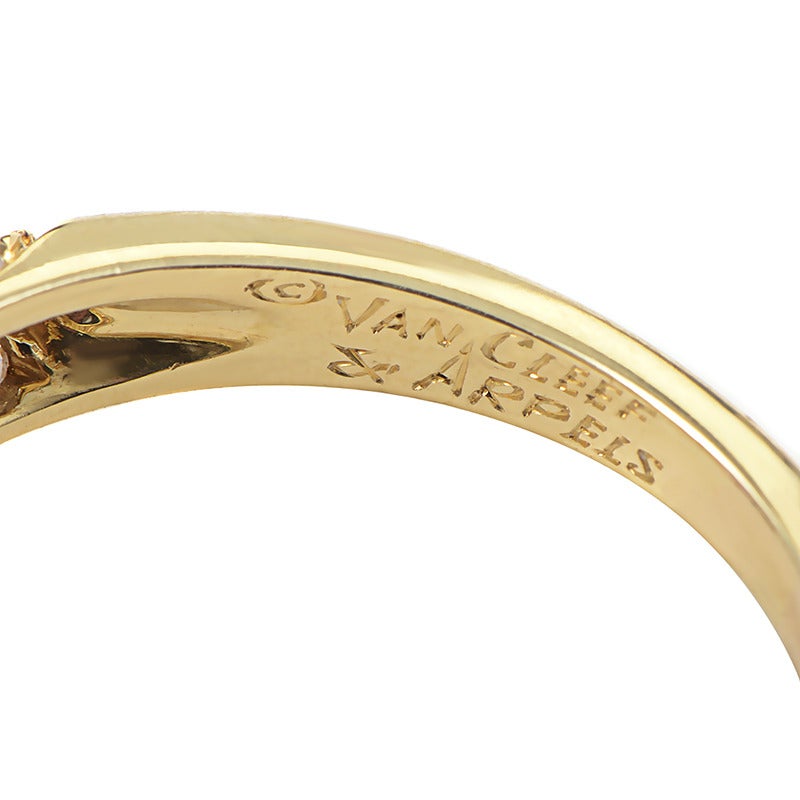 Women's Van Cleef & Arpels Diamond Gold  Engagement Ring