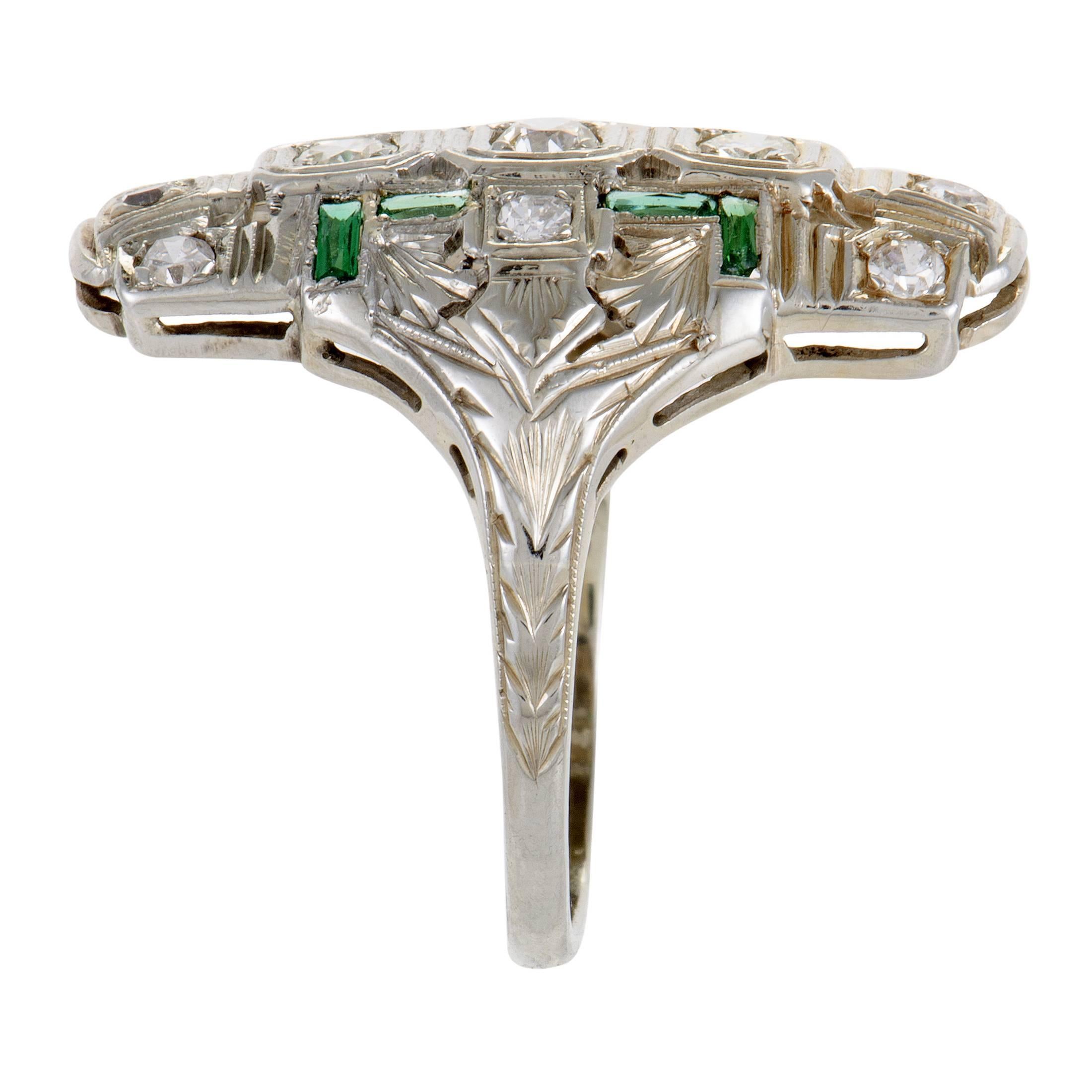 White Gold Diamond and Emerald Ring In Excellent Condition In Southampton, PA