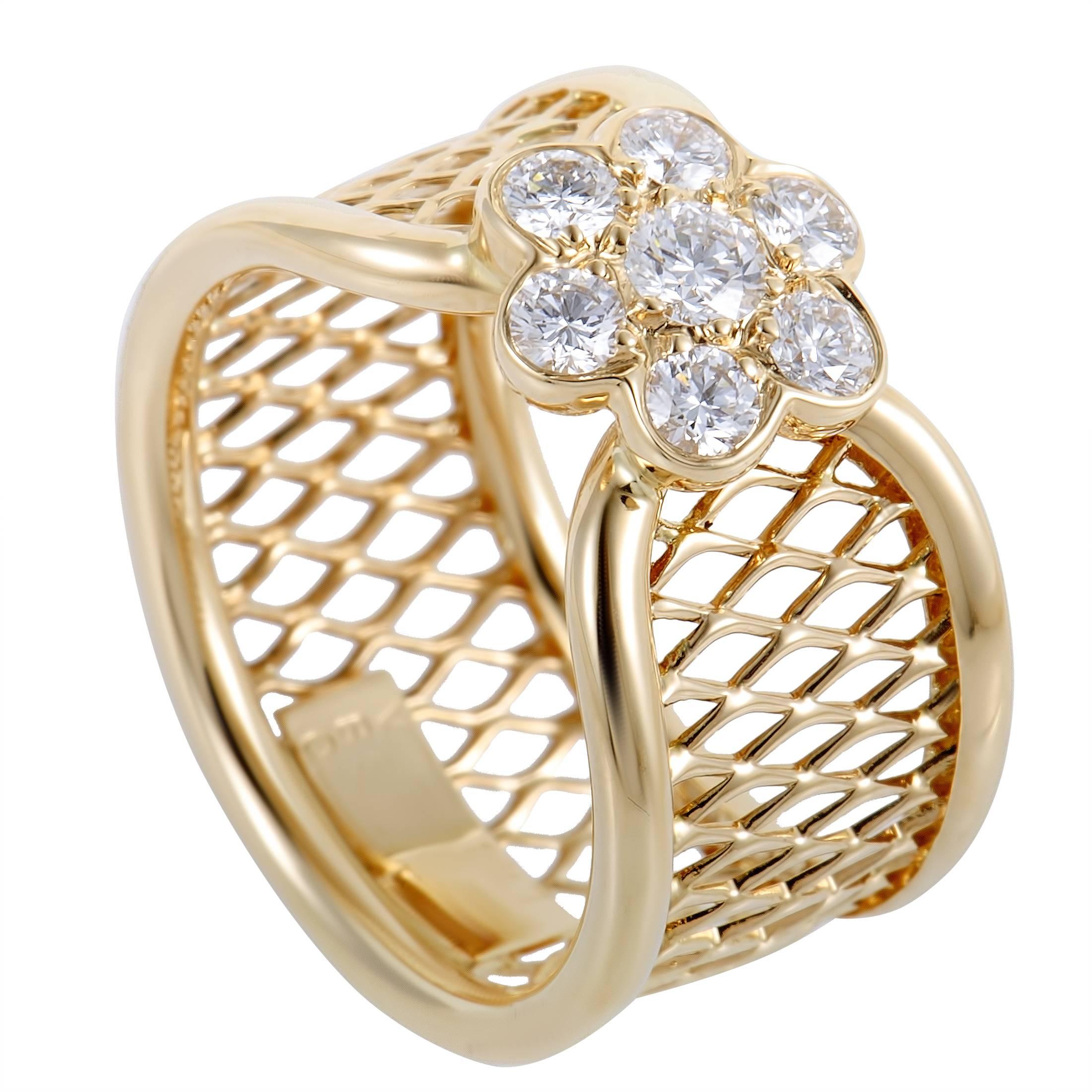Van Cleef & Arpels Fleurette Diamond Flower Yellow Gold Basket Weave Ring