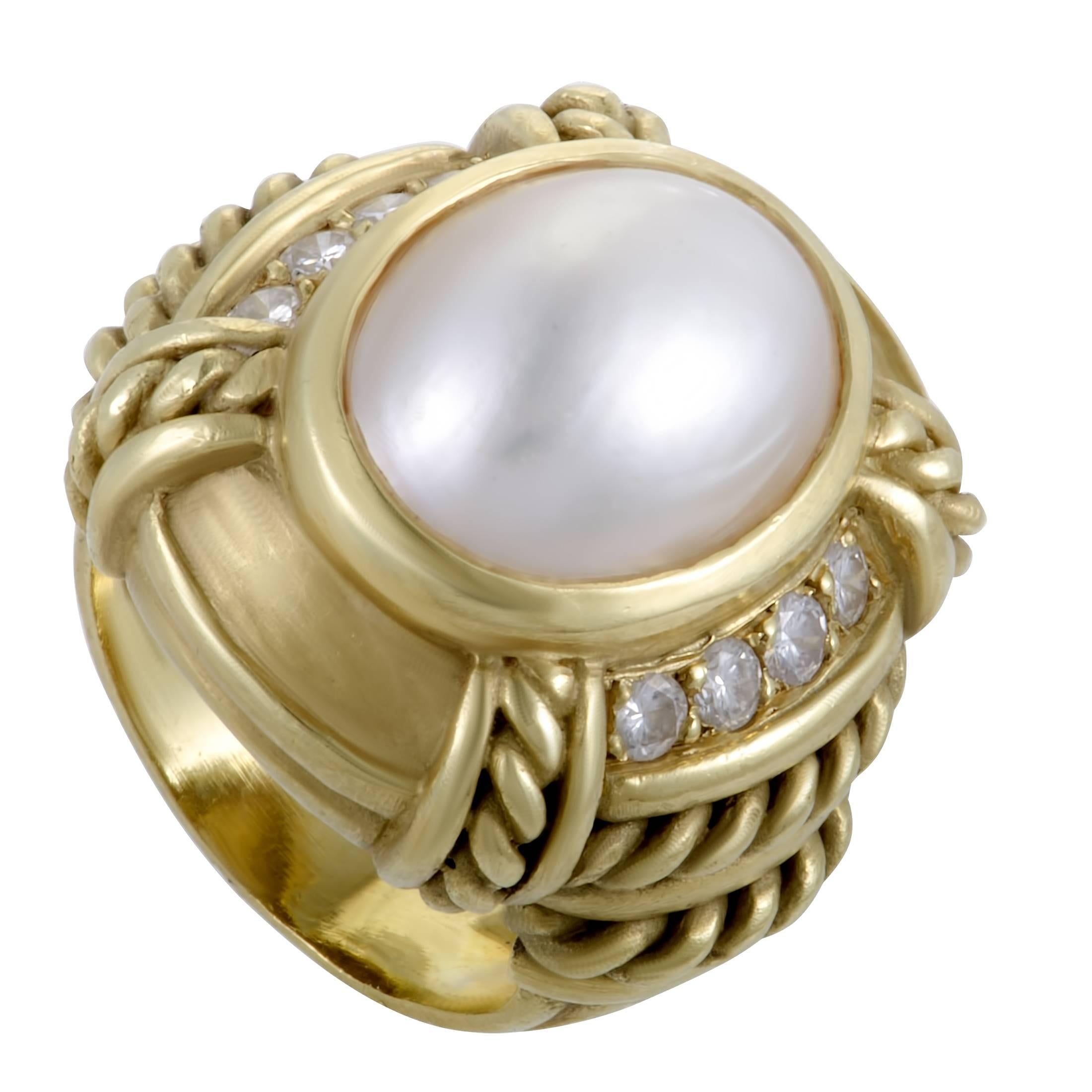 Judith Ripka Diamond and Mabe Pearl Yellow Gold Ring