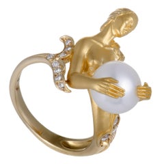 Vintage Carrera y Carrera Diamond and White Pearl Yellow Gold Mermaid Ring