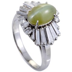 Vintage Diamond and Cat
s Eye Peridot Platinum Ring