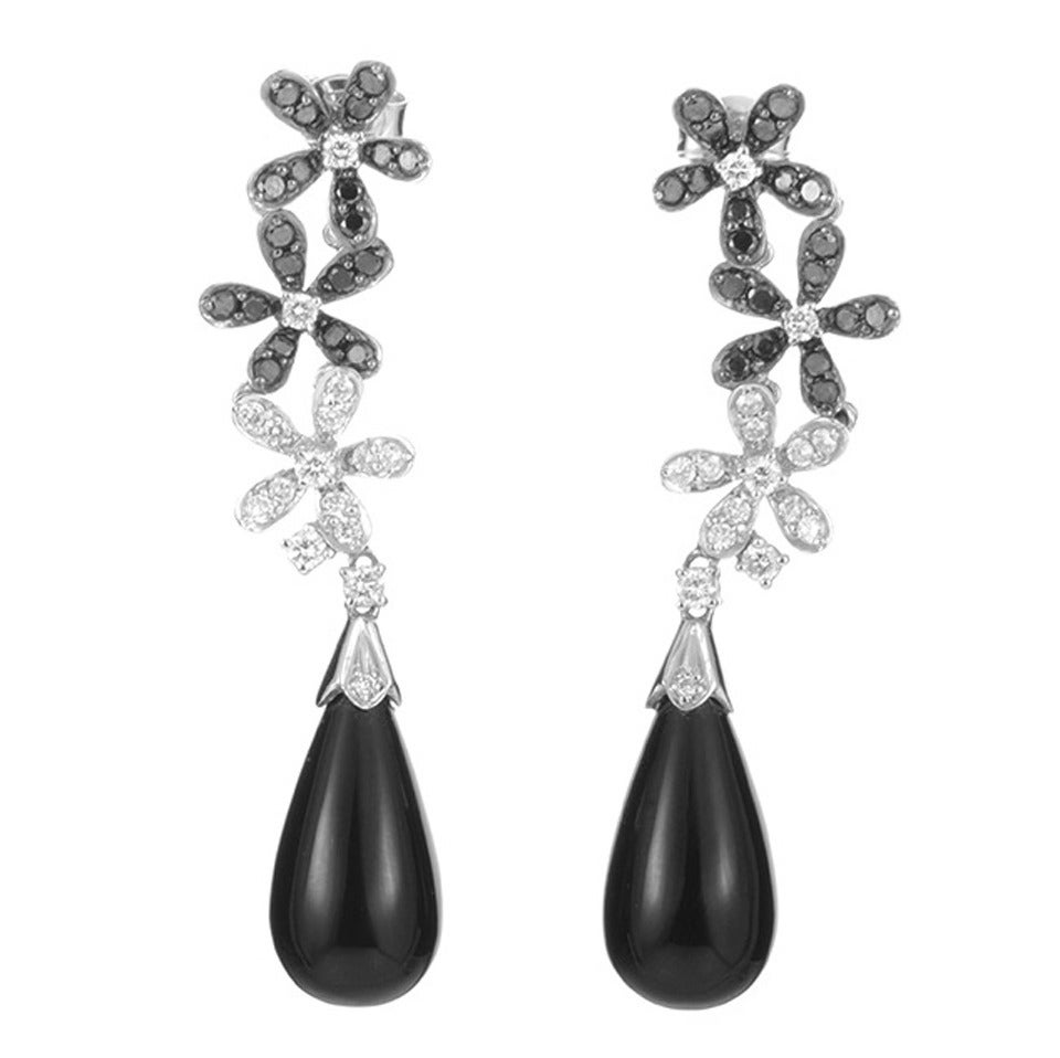 Fortunoff Onyx Multi-Diamond Gold Dangle Earrings