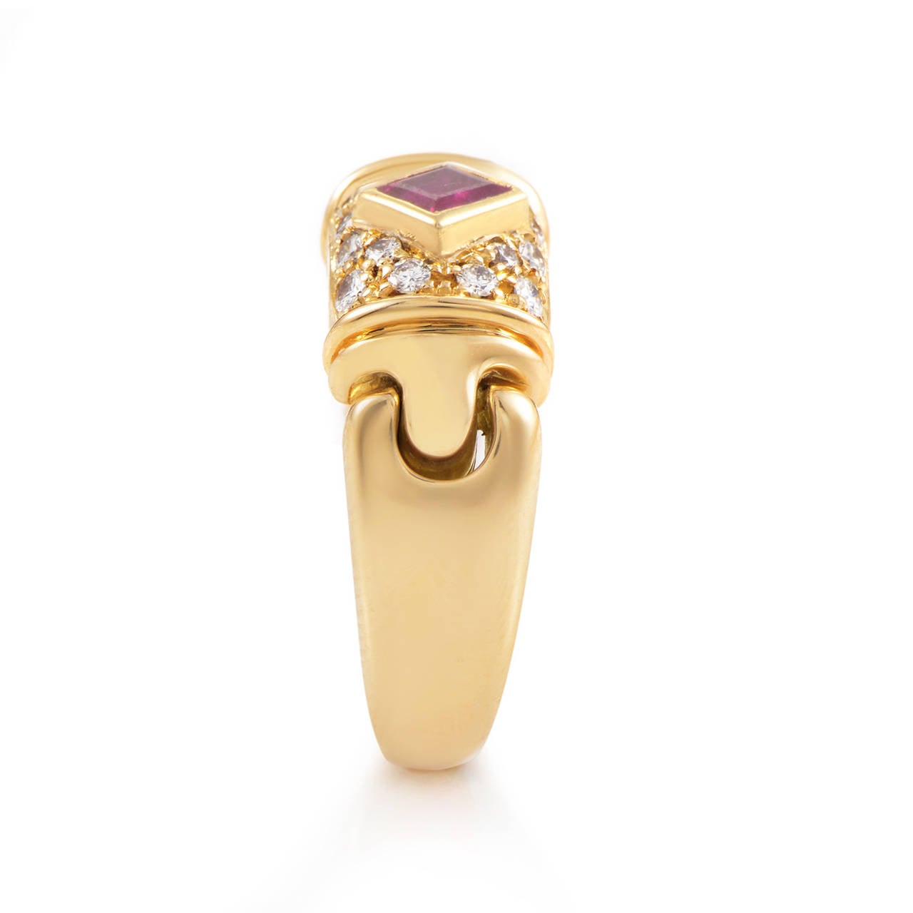 Bulgari Ruby Diamond Gold Ring In Excellent Condition In Southampton, PA