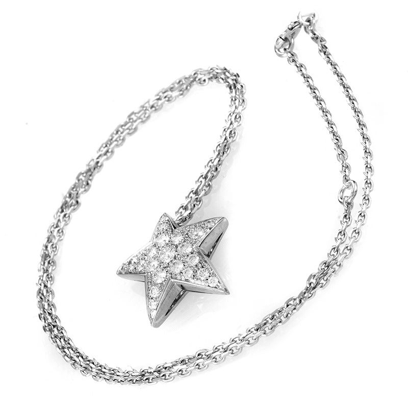Embellishing the dazzling comet pendant characteristic for the brand, the diamonds featured on this impressive 18K white gold necklace from Chanel weigh 0.80ct and offer VVS1 clarity for a vivacious, memorable allure.
Color and Clarity: F /