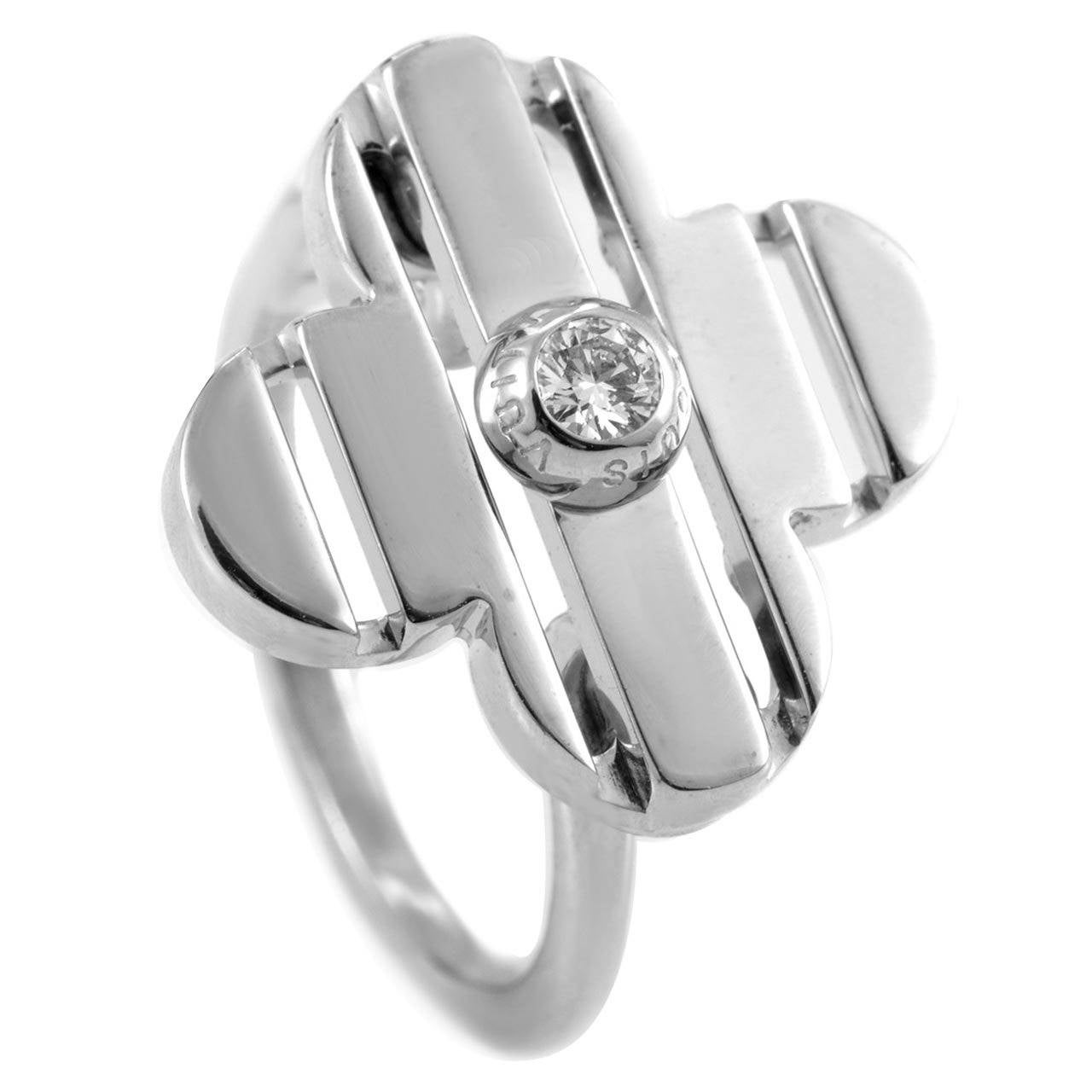 Louis Vuitton Petite Fleur 18kt White Gold And Diamond Ring With LV Ring  Box!