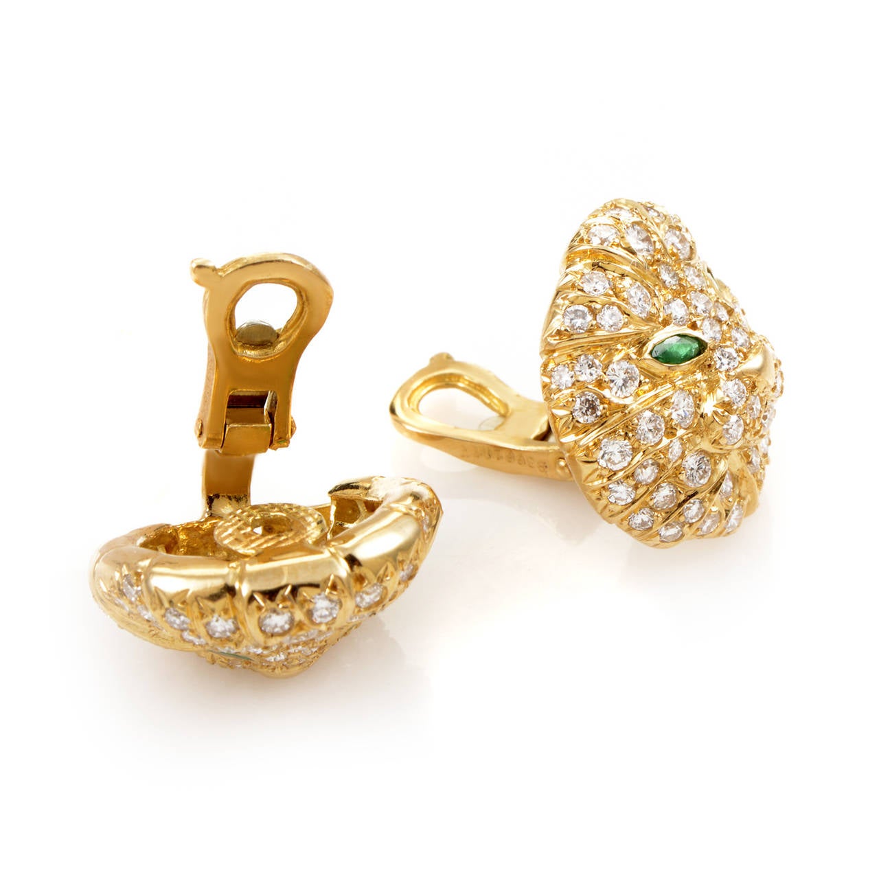 Two proud lions forged from gold are the perfect accessory for a fiercely unique and one-of-a-kind lady. As mentioned, these earrings from Boucheron are made of 18K yellow gold and boast a glittering diamond pave as well as fierce emerald