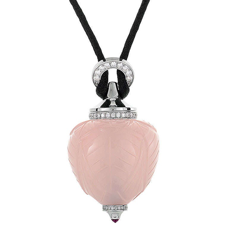 Cartier Inde Mystérieuse Rose Quartz Perfume Bottle Pendant Necklace