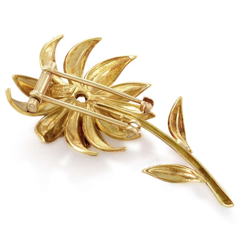 Tiffany & Co. Ruby Diamond Yellow Gold Flower Brooch In Good Condition In Southampton, PA