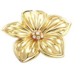Van Cleef 
Arpels Diamond Yellow Gold Flower Brooch