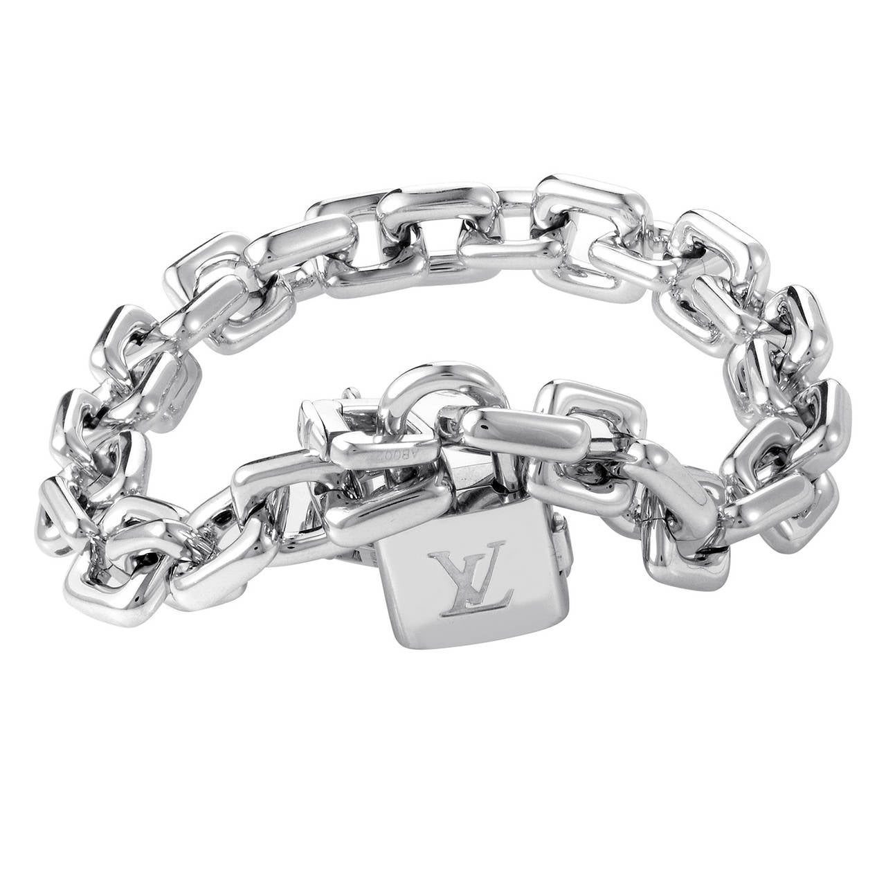 The monogrammed lock charm featured in this design makes it immediately recognizable as a Louis Vuitton piece. The bracelet is comprised of gorgeous 18K white gold links and also boasts two key-shaped charms to perfectly accompany the lock.