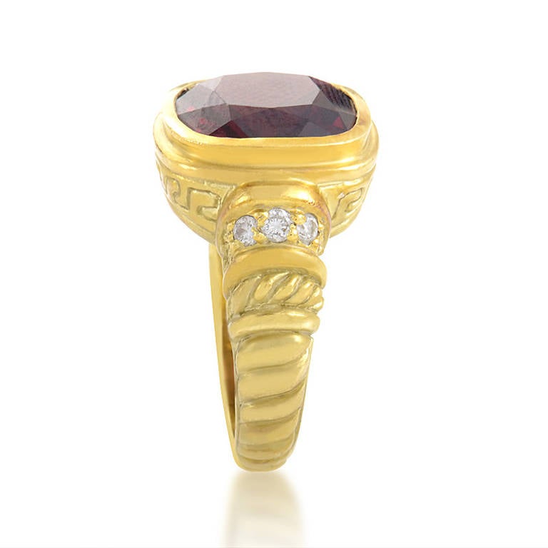 Judith Ripka Rhodolite Diamond Yellow Gold Ring In Excellent Condition In Southampton, PA