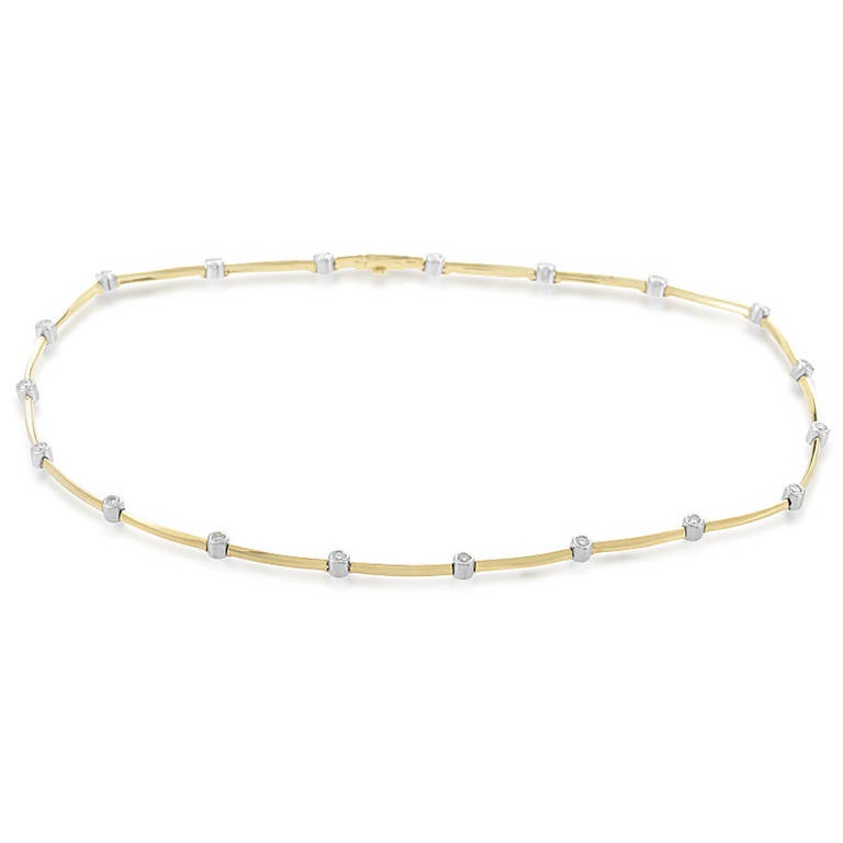 This necklace from Tiffany & Co's Etoile collection is a rare and special find! The necklace is made primarily of 18K yellow gold and features diamonds set in platinum.
Diamond Carat Weight:1.60
Approximate Dimensions:Drop of the Necklace: 7.50