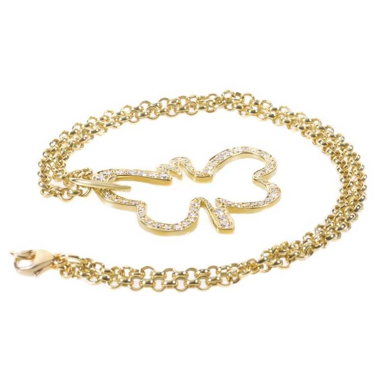 This pendant necklace from Robert Lee Morris has a whimsical design that sparkles with a rare beauty. The necklace is made of 18K yellow gold and features a butterfly-shaped pendant set with ~1.10ct of diamonds.
Approximate Dimensions:Drop of the