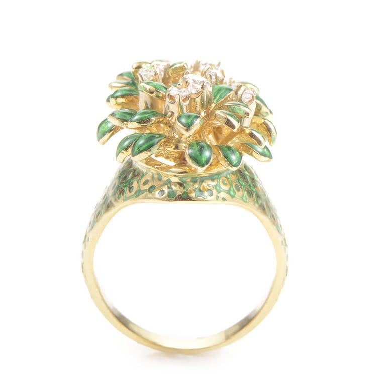 Green Enamel Diamond Yellow Gold Ring In Excellent Condition In Southampton, PA